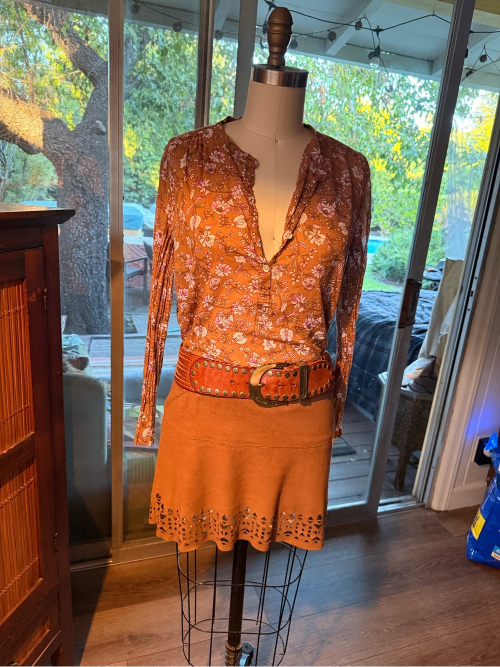 Rust Tan Suede Laser-Cut Mini Skirt - Picture 7 of 8